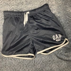 Gap shorts